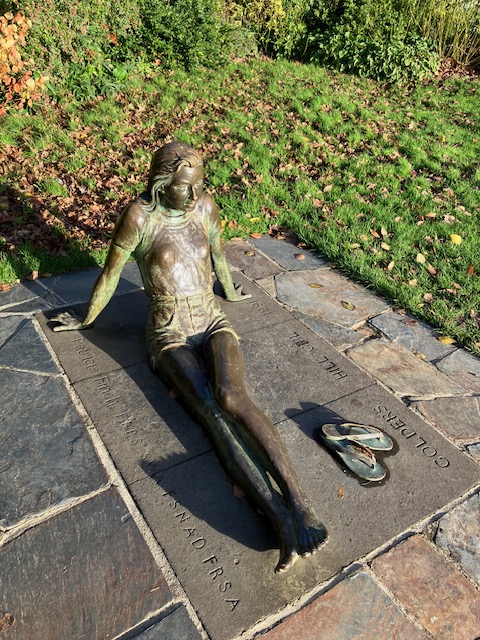 Golders Hill Girl